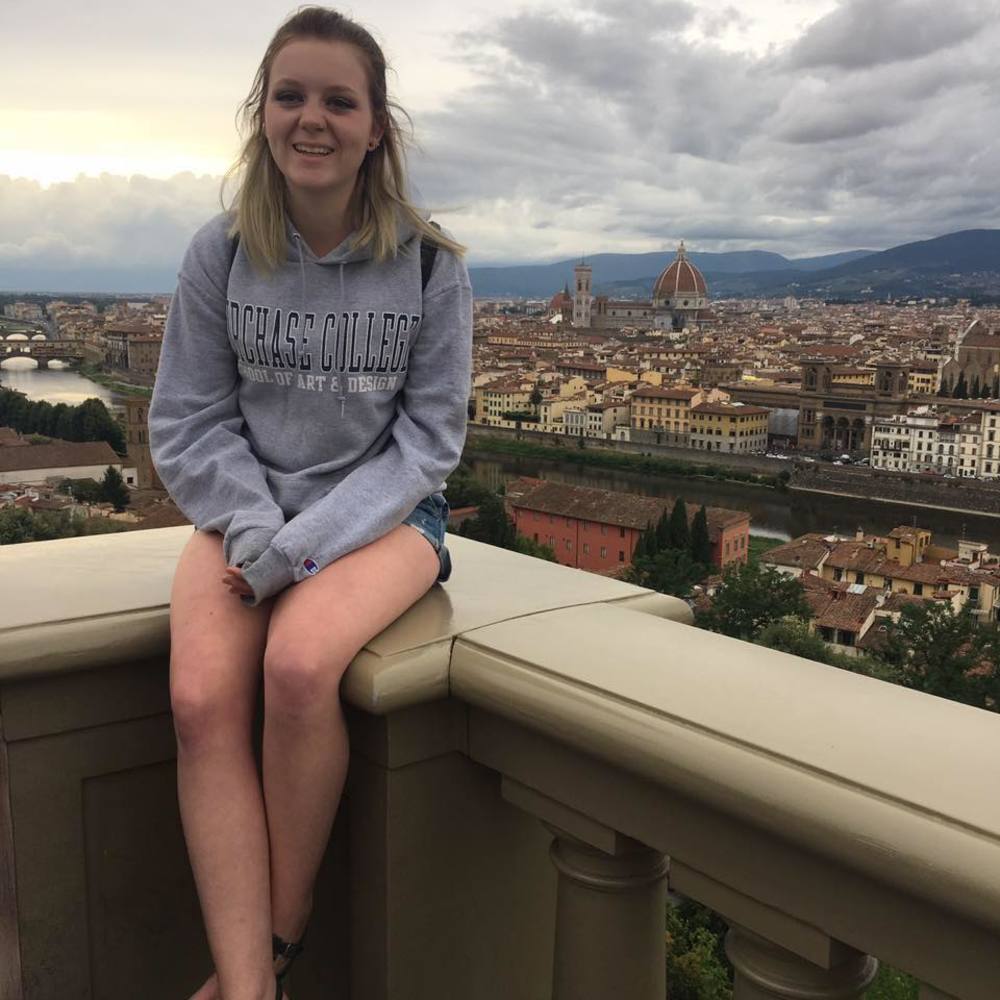 Meet your Posher, Raina